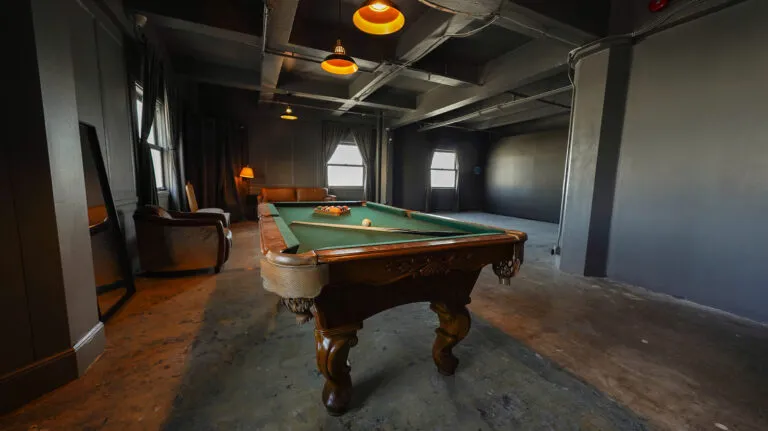 Man Cave Photo Studio for Rent in DTLA - Loft 4_8