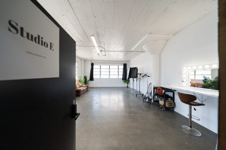 Sunny Daylight Photo Studio E for rent in Los Angeles, CA - FD Photo Studio Sunny Daylight Photo Studio E for rent in Los Angeles, CA - FD Photo Studio