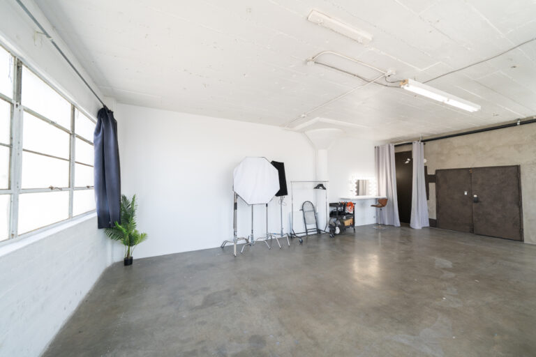Sunny Daylight Photo Studio E for rent in Los Angeles, CA - FD Photo Studio Sunny Daylight Photo Studio E for rent in Los Angeles, CA - FD Photo Studio