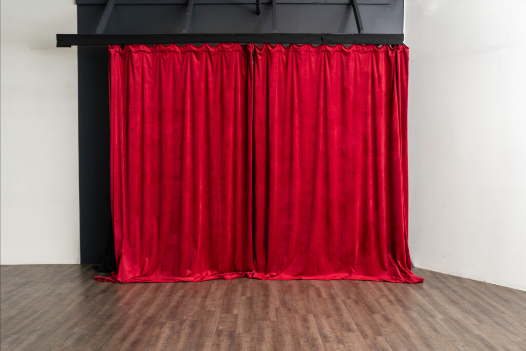 Celebrate Love with FD Photo Studio's Valentine's Day Decorations for 2025 -
