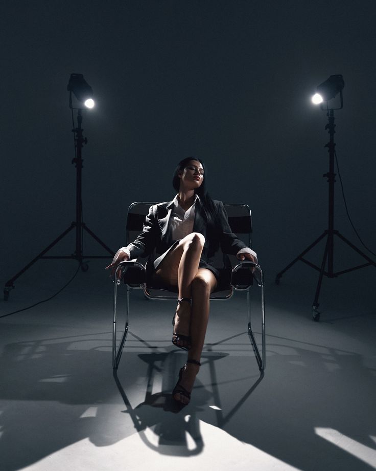 Blackout Photography Studios: Why You Need Complete Light Control -