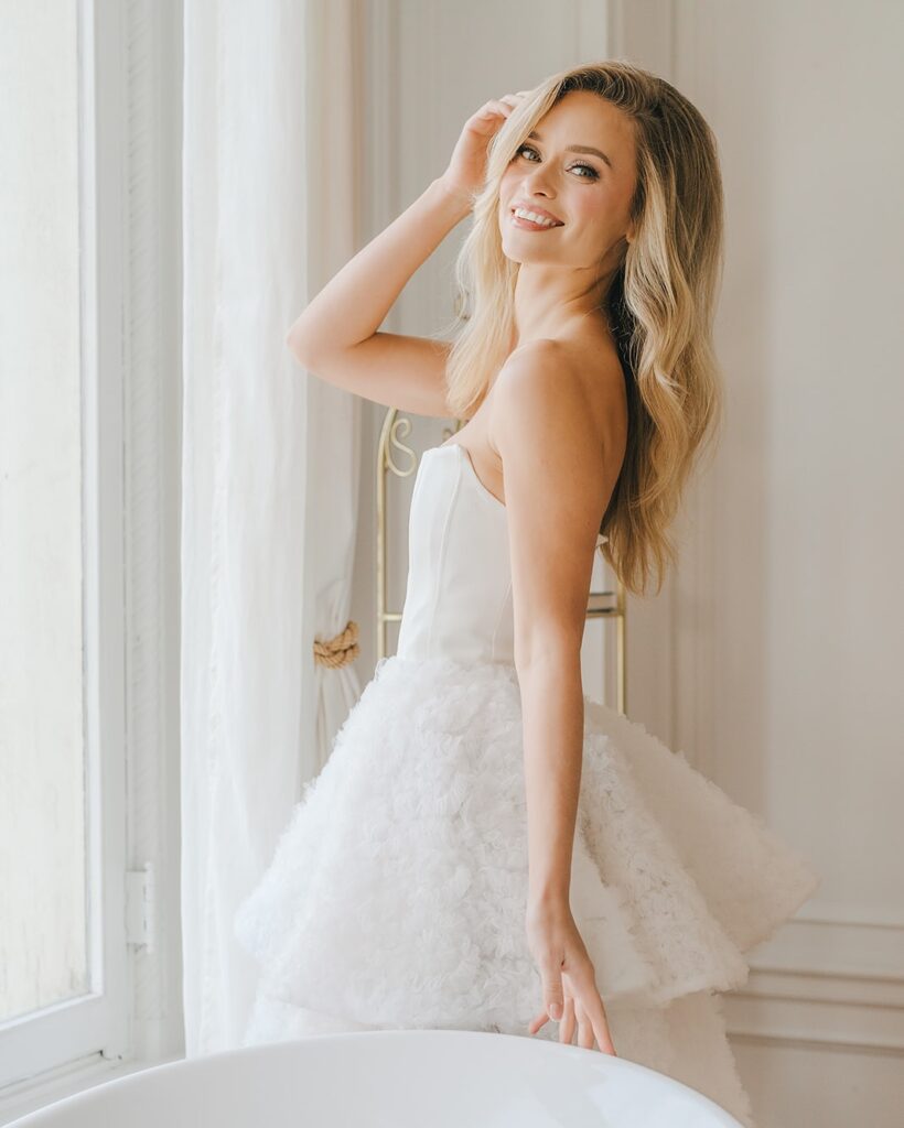 Wedding Photography in Los Angeles: Why Photo Studio is the Perfect Indoor Option -