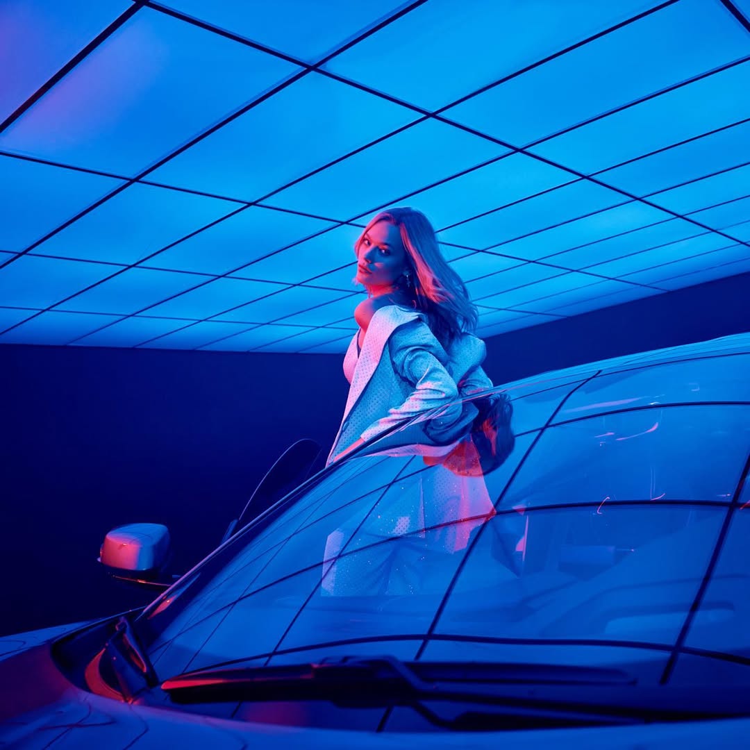 Cinematic Photography Basics: How to Create Film-Like Images in a Studio -