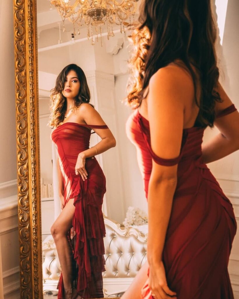 How to use Reflections to Create Dimension in Photography -