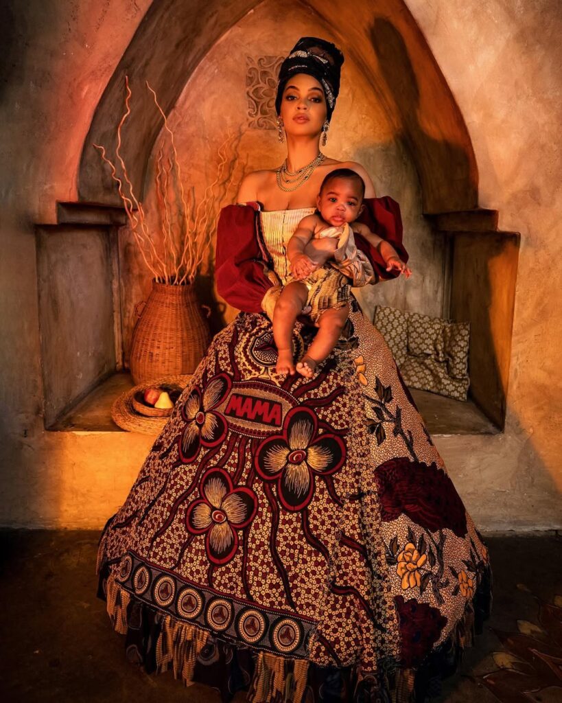 Mother's Day Photo Ideas for Beautiful Family Portraits -