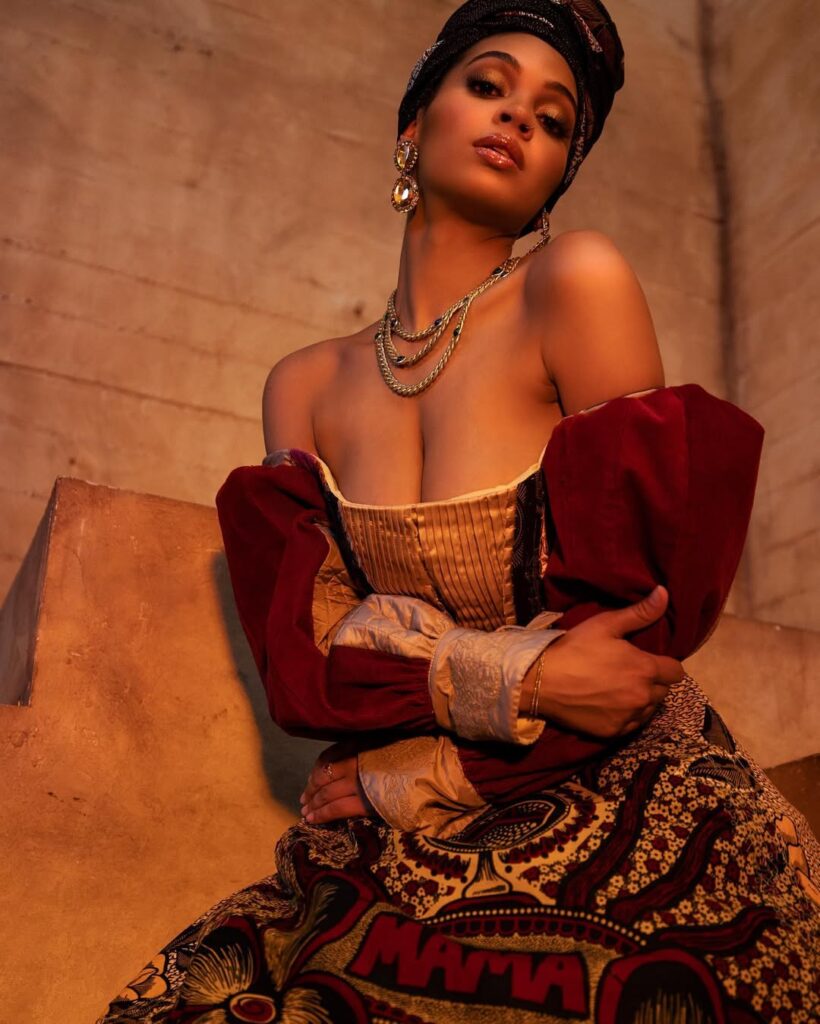 Mother's Day Photo Ideas for Beautiful Family Portraits -