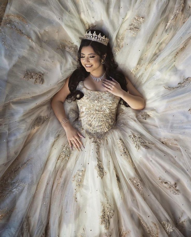 Quinceañera Photoshoot Ideas and Photo Studio Recomendaciones in Los Angeles FD Photo Studio 1