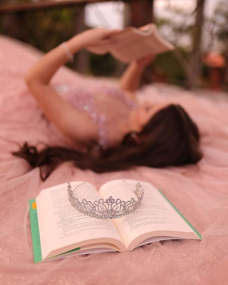 Quinceañera Photoshoot Ideas and Photo Studio Recomendaciones in Los Angeles FD Photo Studio