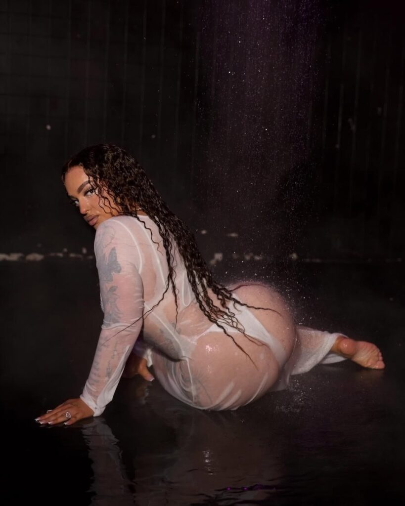 Model gigiilise photographed by myeyesvisuals at Metro 4