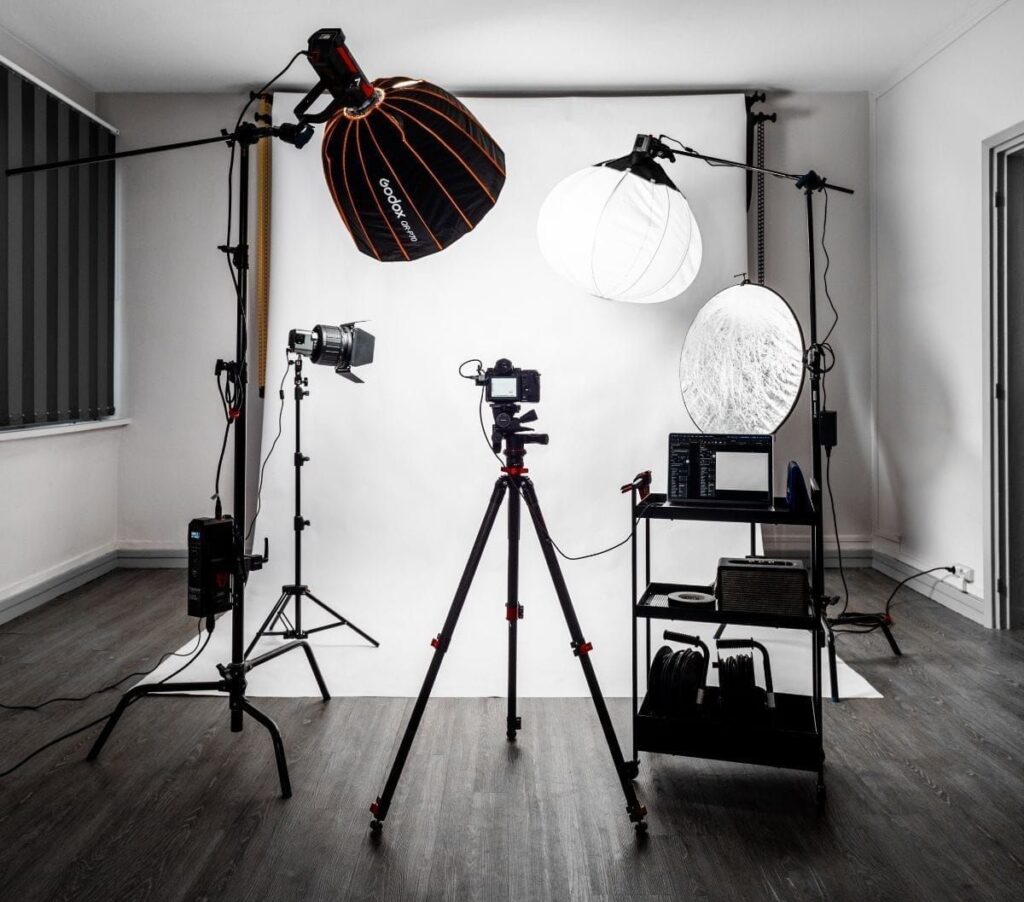 Renting a Photo Studio vs Shooting at Home